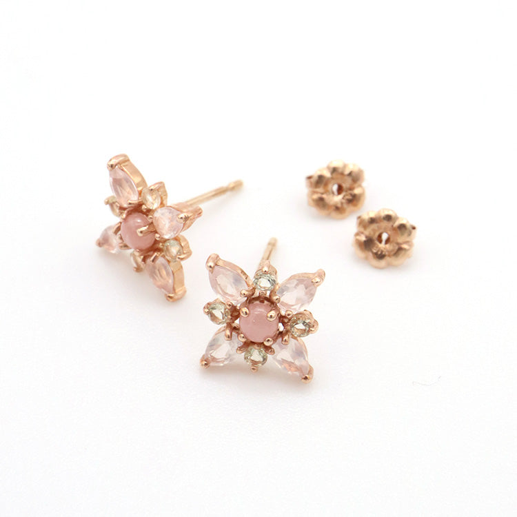 フラワーピアス