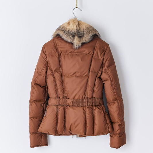 ダウンジャケット