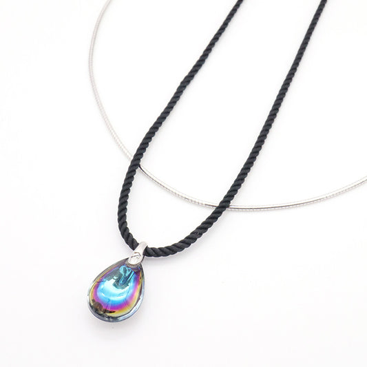 ドロップネックレス