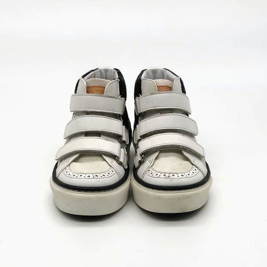 キッズスニーカー